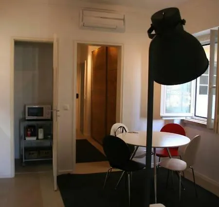 Cozy Lisbon